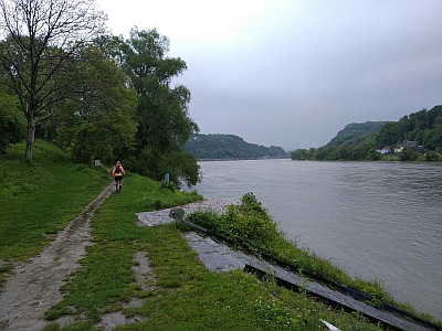 entlang der Donau